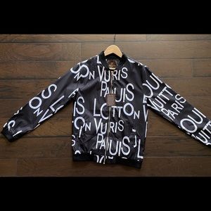 “Louis Vuitton” XL women’s jacket